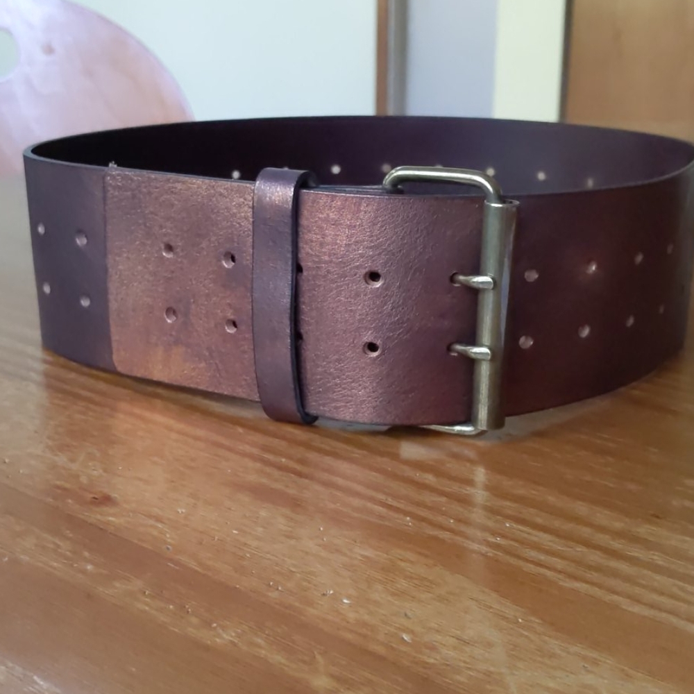 Bronze metallic genuine leather belt